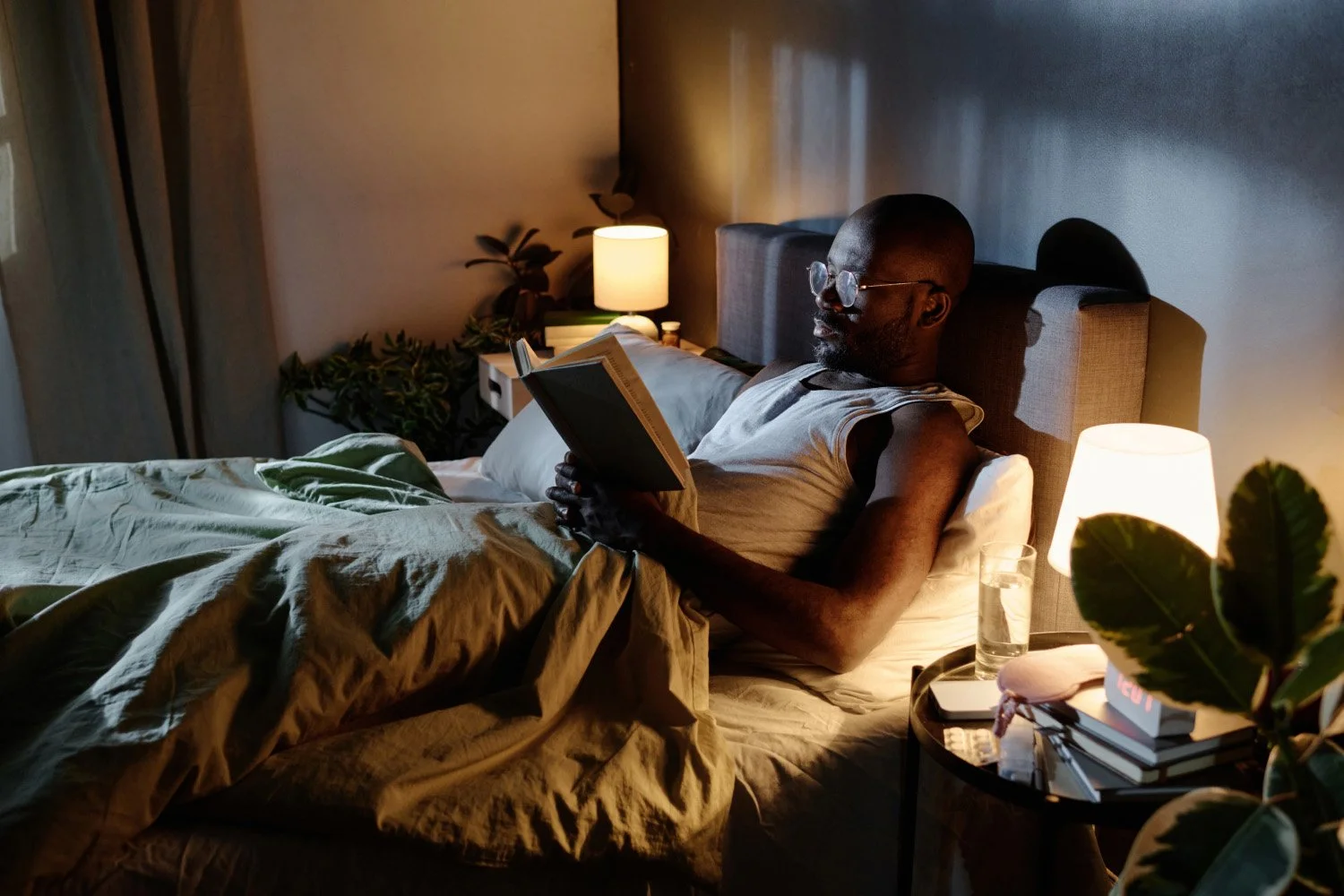 Evening Habits That Make Your Home Feel Peaceful