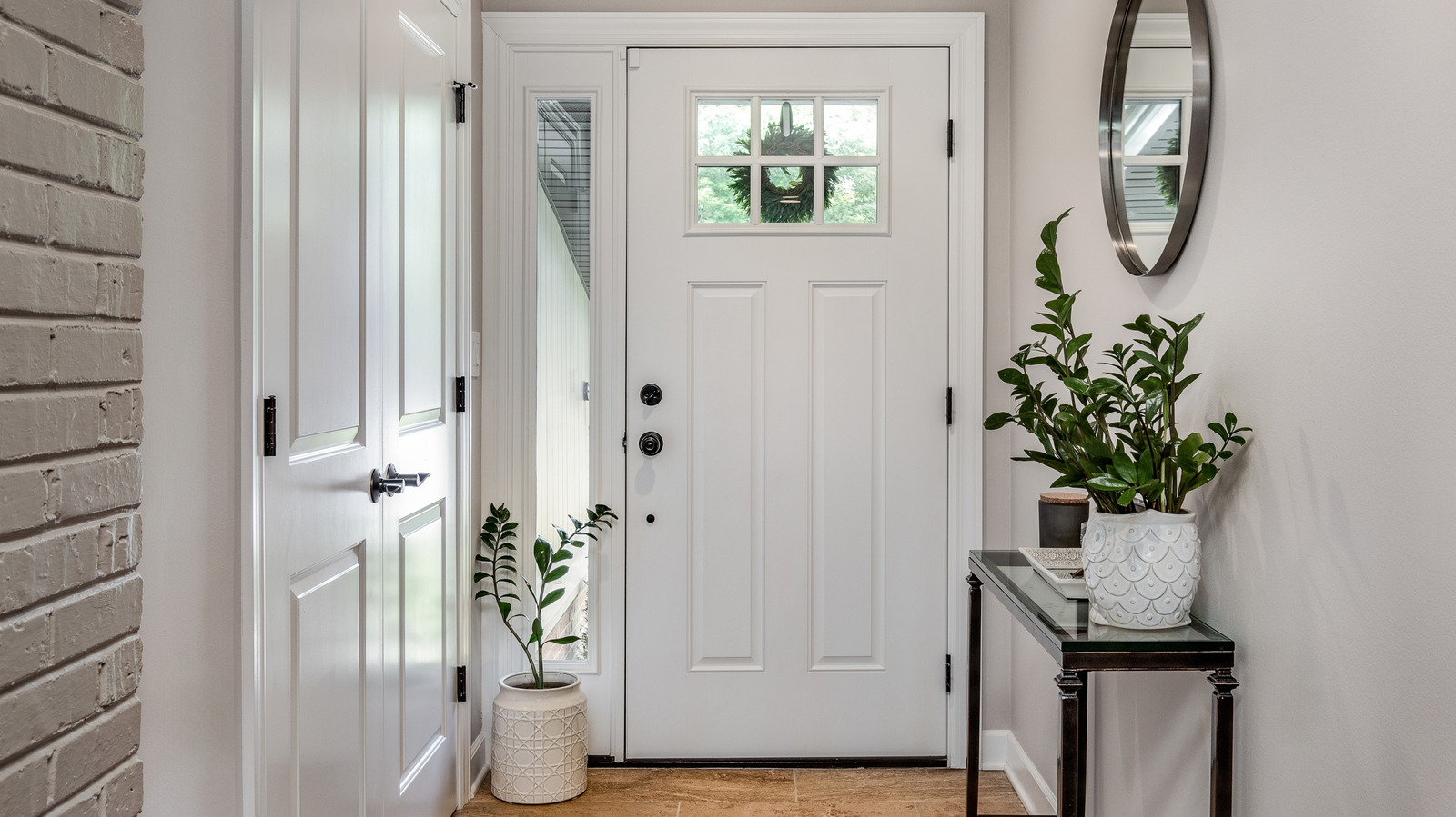How to Make Your Entryway Smell Inviting